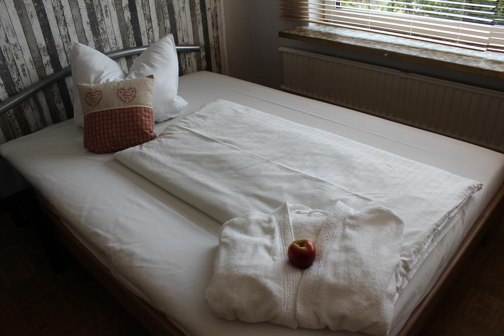 Gaestehaus Lodge Fockbek Ruang foto